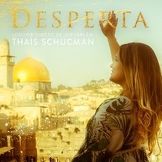 Thais Schucman lança versão em hebraico de novo álbum.