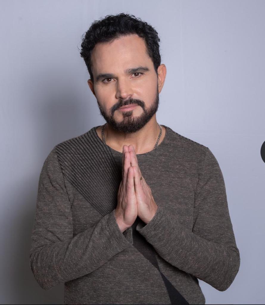 Luciano Camargo lança “Tempo”, primeira canção de “A Ti Entrego”, seu projeto gospel