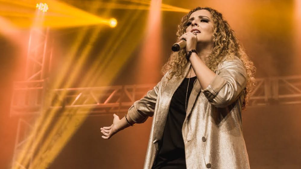 Brasas Music e Gabi Sampaio lançam nova versão de “Rei do Meu Coração”