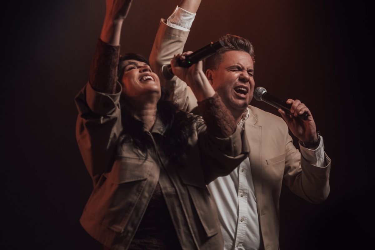 Marcelo Dias & Fabiana apresentam “Tá Chorando Por Quê?”, canção sobre o cuidado de Deus